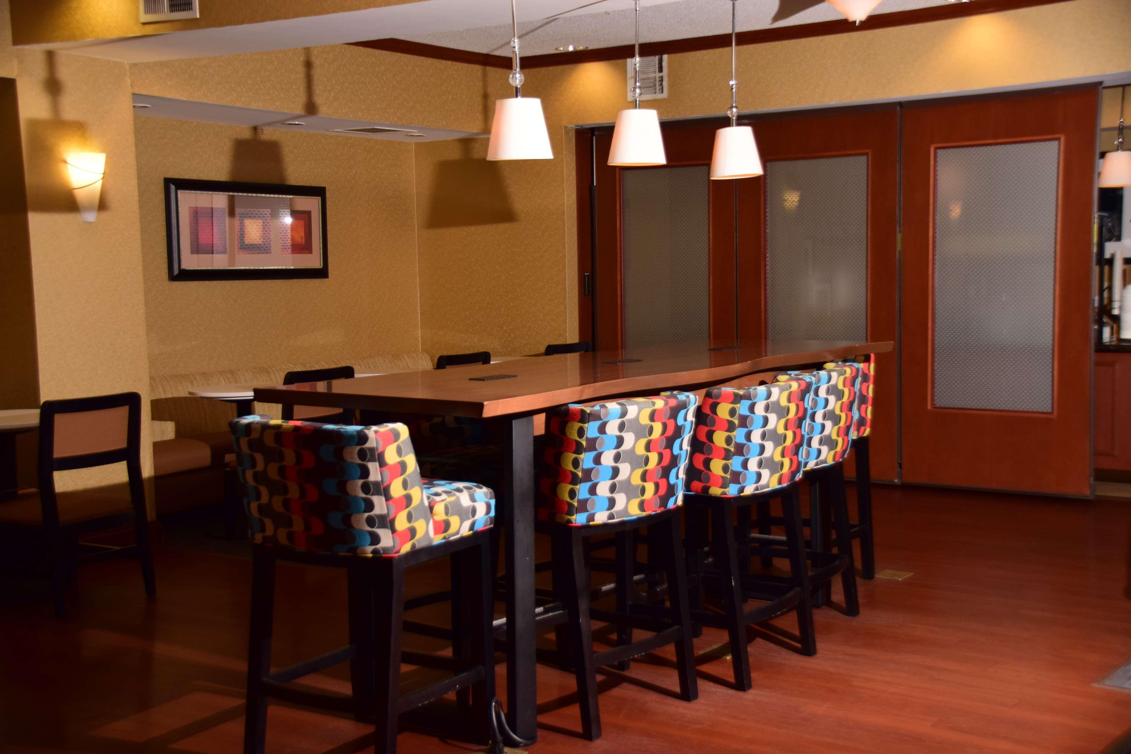 Hampton Inn Indiana Eksteriør billede